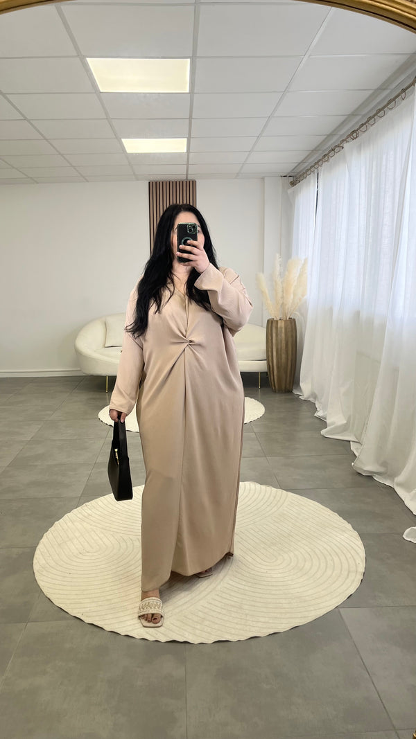 Robe a noeud beige